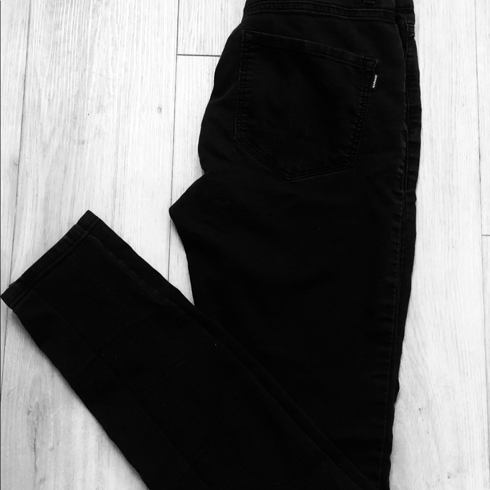 Women”s Black Skinny Jean Size 3